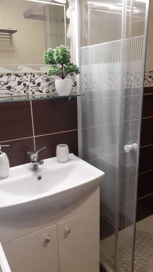 Borostyán Vendégház Tiszaug Extérieur photo