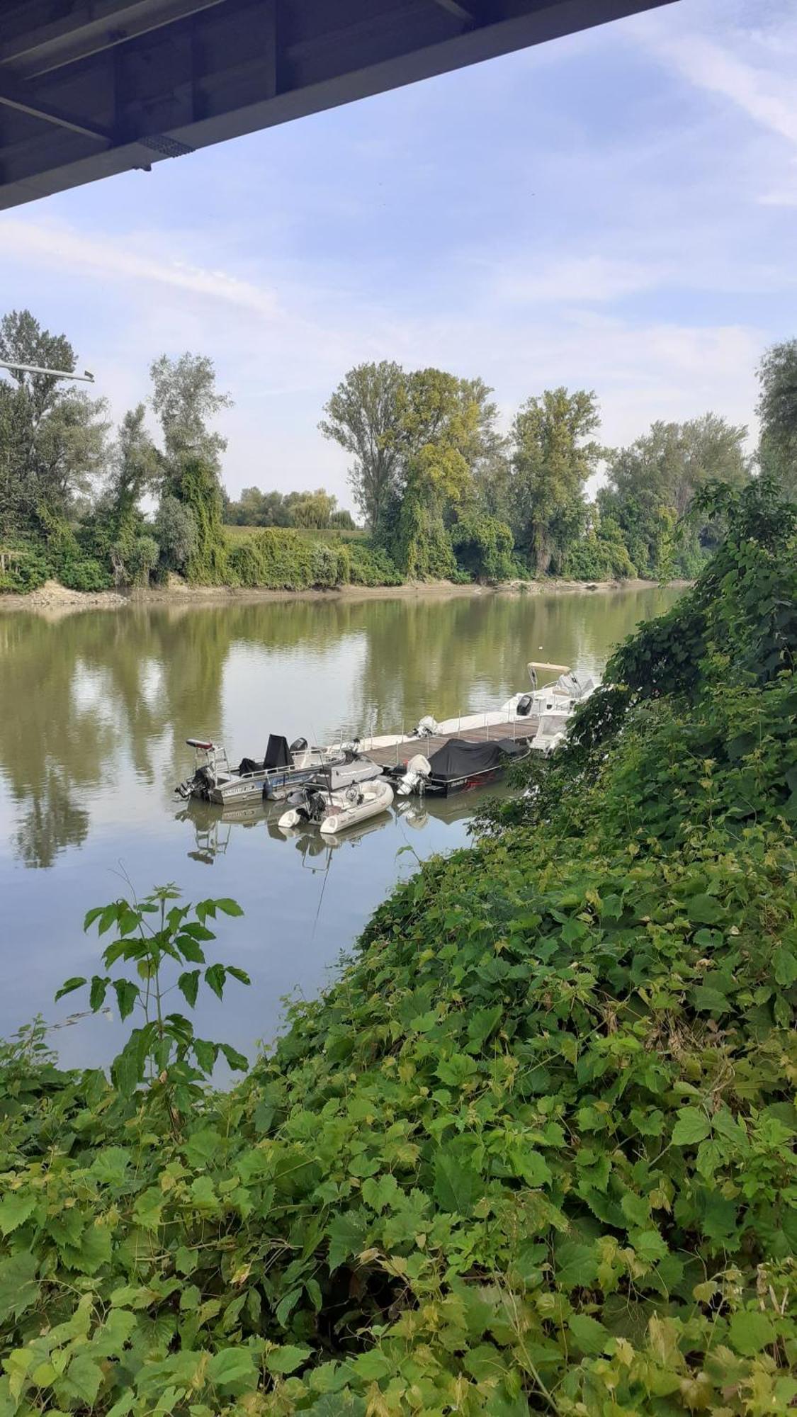 Borostyán Vendégház Tiszaug Extérieur photo